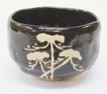 老松絵黒楽茶碗 3代 中村道年作 而妙斎箱書