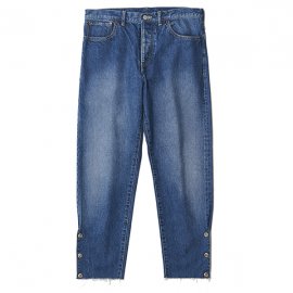 <img class='new_mark_img1' src='https://img.shop-pro.jp/img/new/icons20.gif' style='border:none;display:inline;margin:0px;padding:0px;width:auto;' />THE NERDYS / SLIT tapered jean pants