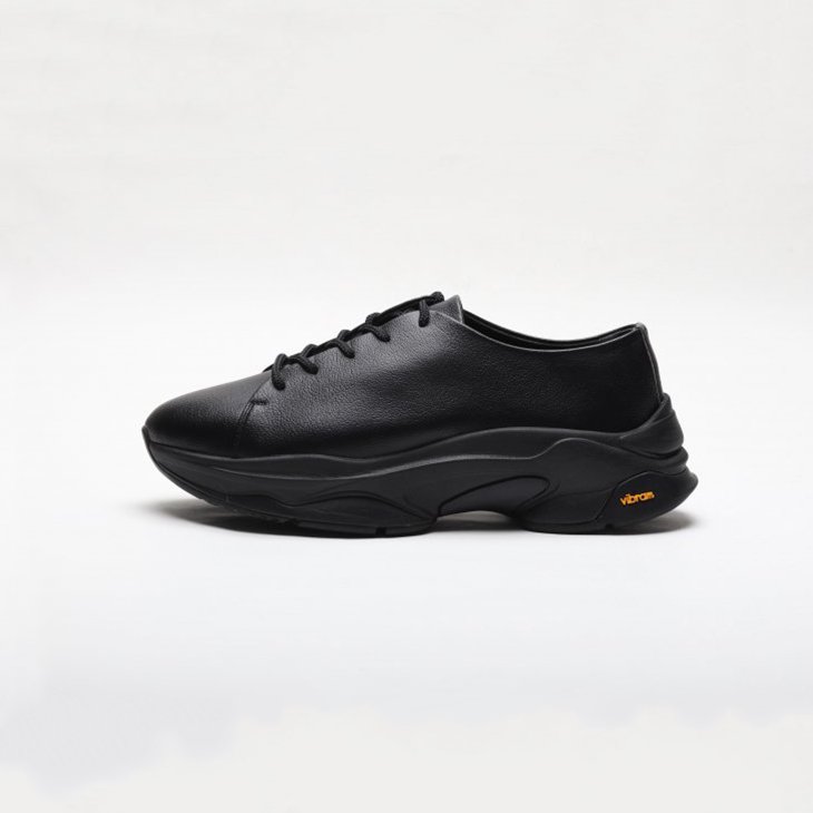 LE TORINA ルトリーナ / LEATHER SNEAKER II BLACK | EFILEVOL(エフィレボル) / THE  NERDYS(ザ ナーディーズ) 公式通販 | BIN(ビン)中目黒