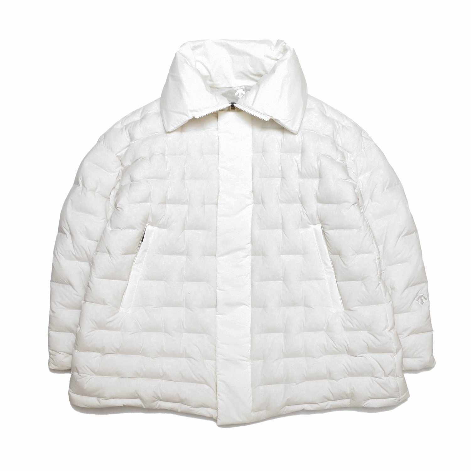 <img class='new_mark_img1' src='https://img.shop-pro.jp/img/new/icons8.gif' style='border:none;display:inline;margin:0px;padding:0px;width:auto;' />DESCENTE × ALWEL  / DIS DOWN HIGH COLLAR COAT