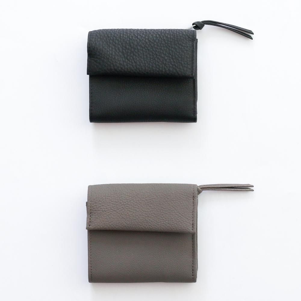 ERA イーラ/ BUBBLE CALF MINI WALLET -EFILEVOL(エフィレボル) / THE NERDYS(ザ ナーディーズ) 公式通販 | BIN(ビン)中目黒、BIN(ビン)富山 ERA イーラ/ BUBBLE CALF MINI WALLET -EFILEVOL(エフィレボル) / THE NERDYS(ザ ナーディーズ) 公式通販 | BIN(ビン)中目黒、BIN(ビン)富山