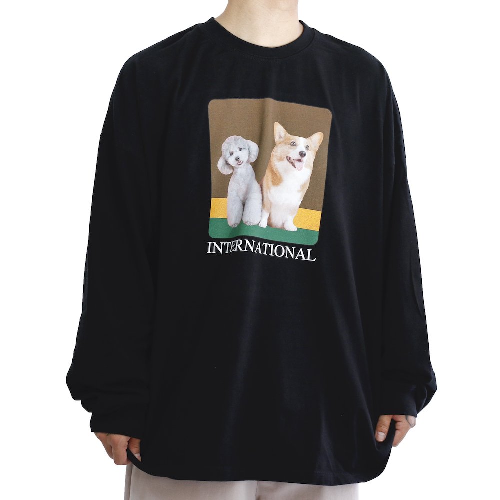 THE INTERNATIONAL PLANNING by EFILEVOL / INTERNATIONAL Dogs L/S Tee