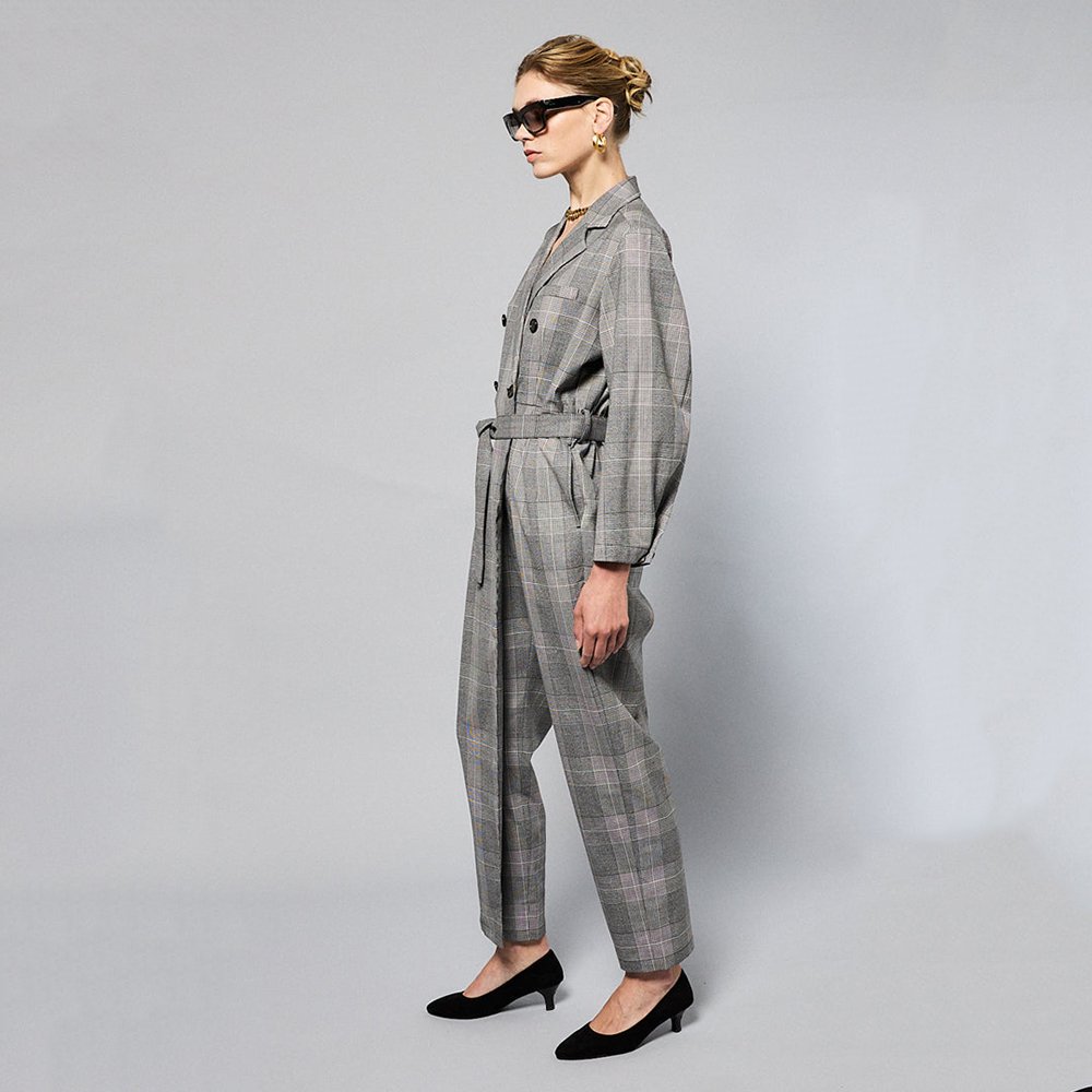 <img class='new_mark_img1' src='https://img.shop-pro.jp/img/new/icons20.gif' style='border:none;display:inline;margin:0px;padding:0px;width:auto;' />Maison Lilli / CHLOE JUMPSUIT