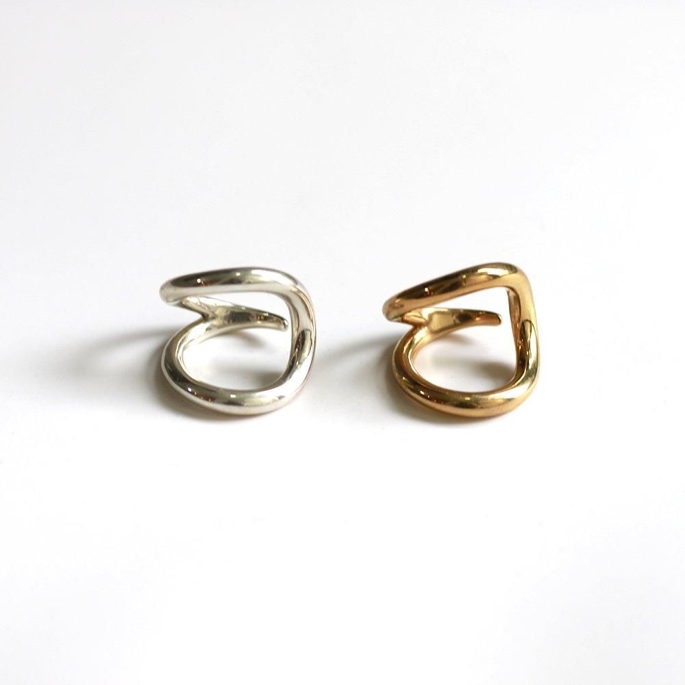 <img class='new_mark_img1' src='https://img.shop-pro.jp/img/new/icons8.gif' style='border:none;display:inline;margin:0px;padding:0px;width:auto;' />SASAI / Loop Ring