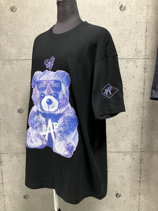 B.A.P2023パリピくまさん半袖Tシャツ 刺繍＆プリント仕様 黒✖︎紫