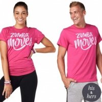 <img class='new_mark_img1' src='https://img.shop-pro.jp/img/new/icons7.gif' style='border:none;display:inline;margin:0px;padding:0px;width:auto;' />【ZUMBA】ズンバ Zumba Moves Tee 2019秋1 ムービーズTシャツ／ベリー