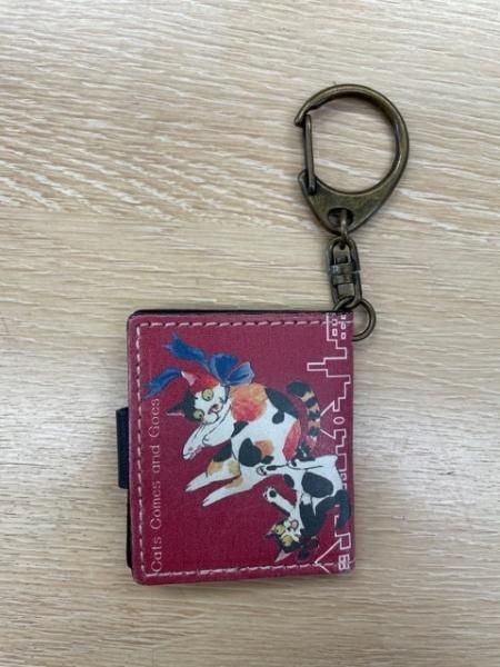 フォトキーホルダー 赤 ダヤンと猫雑貨 猫グッズの専門店 猫や ねこや フォトキーホルダー 赤 ダヤンと猫雑貨 猫グッズの専門店 猫や ねこや