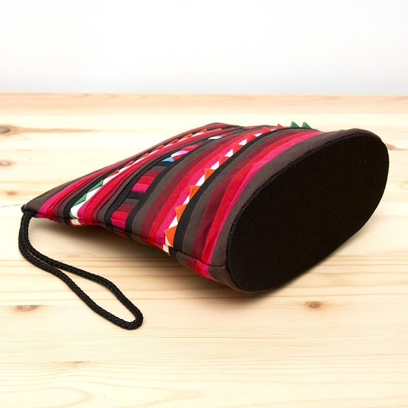 リス族刺繍のマチ付きカラフルポーチ S-size(ワインレッド)|民族 リス族刺繍のマチ付きカラフルポーチ S-size(ワインレッド)|民族