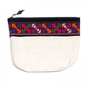 A Bu-Ali（アブアリ）アカ族刺繍のバッグインバッグ