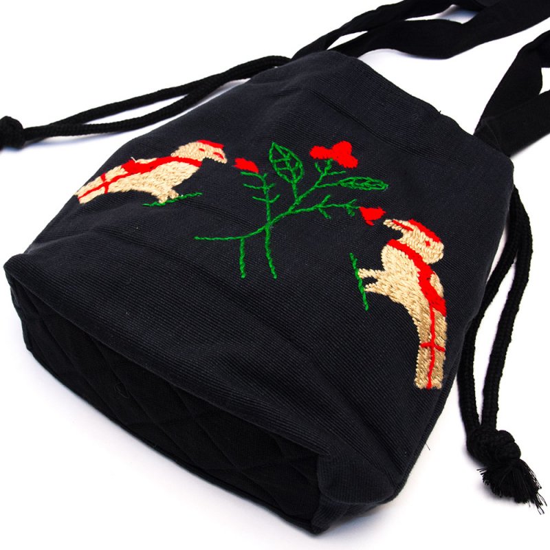 ナガ族 手織布と手刺繍の巾着トートバッグ Type.1