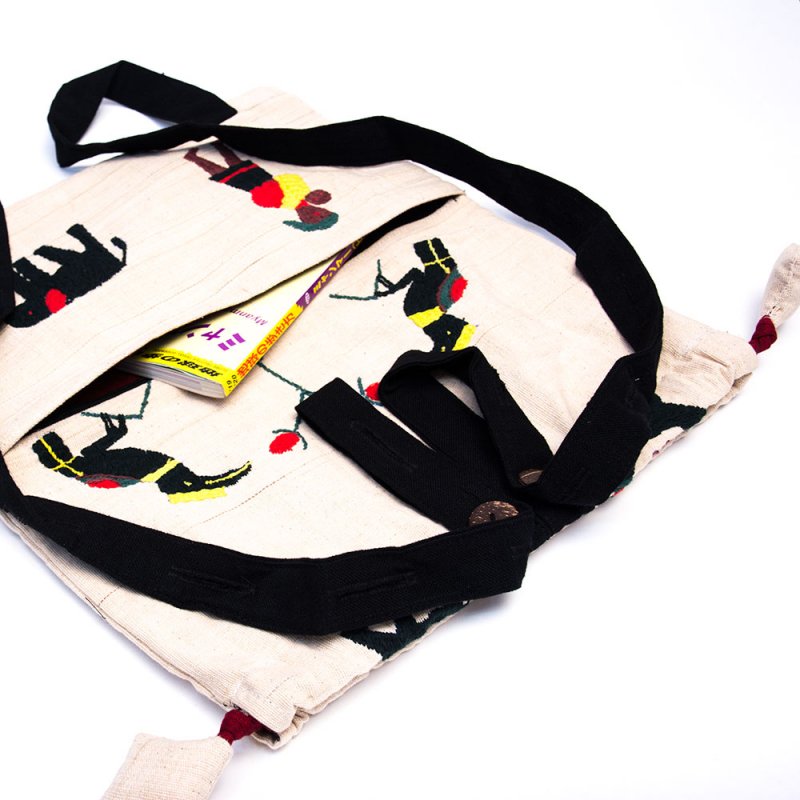 チン族 手織布と手刺繍のナップサック Type.1
