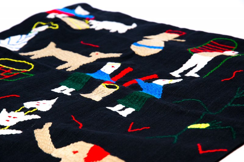 ナガ族 手織布と手刺繍のクッションカバー Type.3