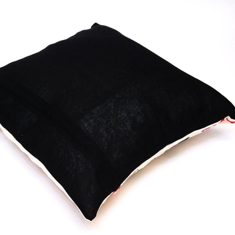 ナガ族 手織布と手刺繍のクッションカバー Type.10｜旅する雑貨