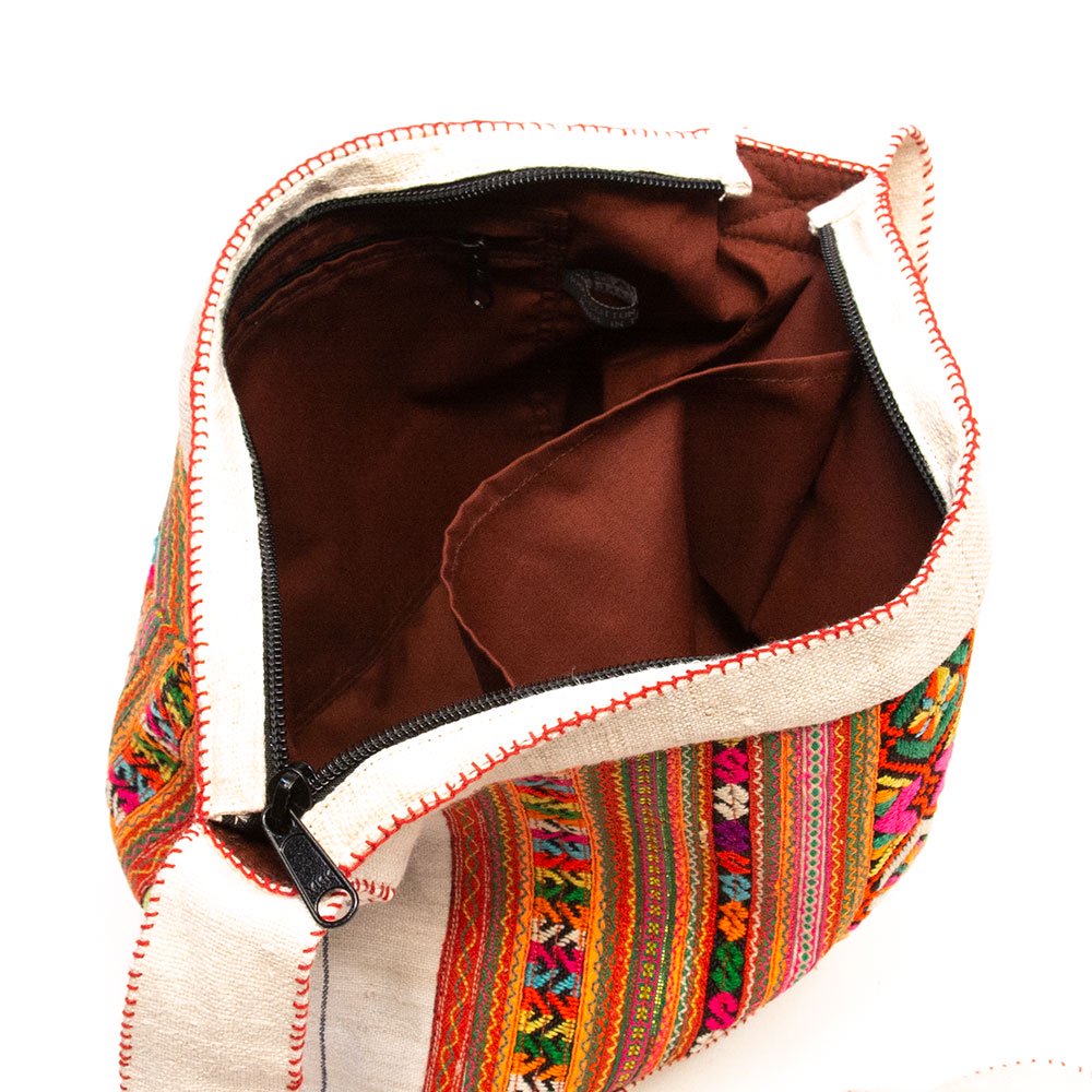 ThongPua モン族刺繍古布のヘンプ（麻）ショルダーバッグ Type.1