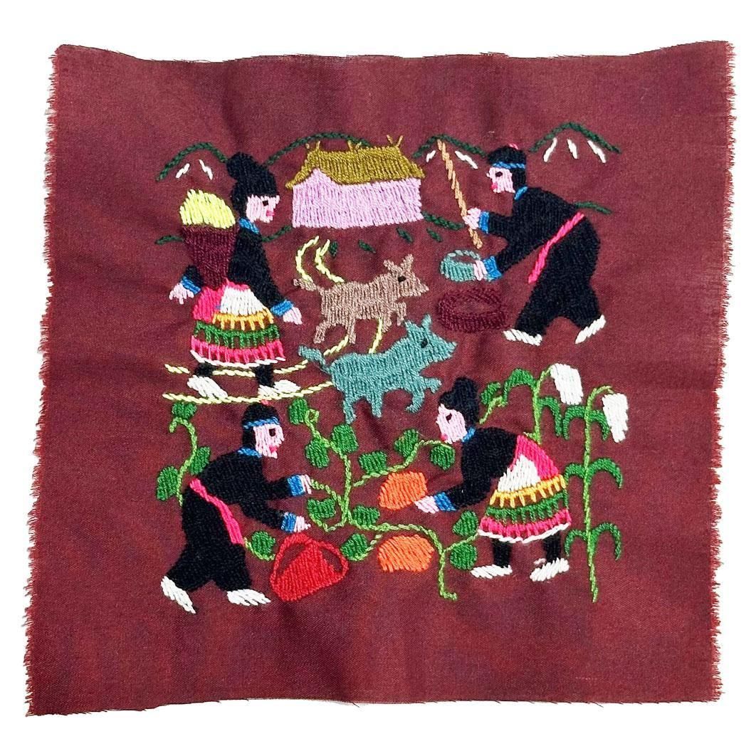 織物の国 ラオス黒モン族のハンドメイドクロスステッチ刺繍のクッションカバー 織物の国 ラオス黒モン族のハンドメイドクロスステッチ刺繍の