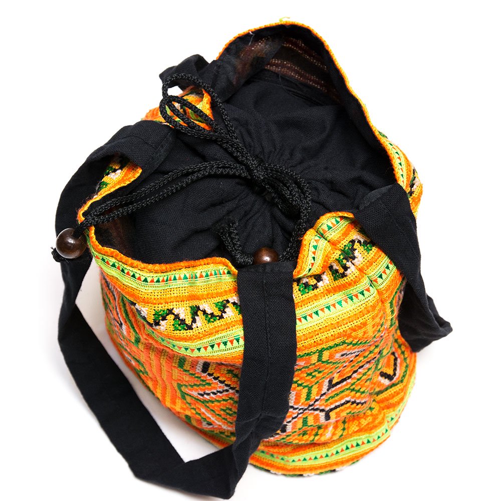 モン族 民族刺繍の古布を使用した手提げバッグ（巾着仕様）｜旅する雑貨屋 ゆいゆい堂