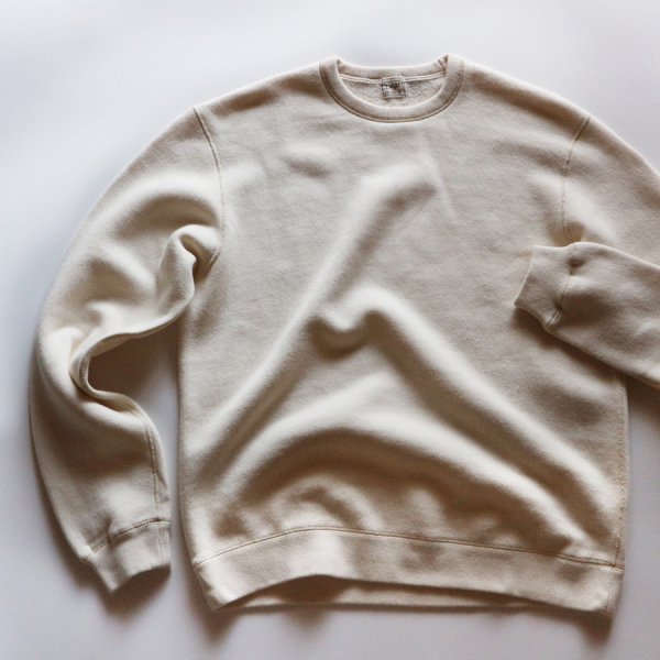 SINKER SUPER FLUFFY KNIT CREWNECK SWEATSHIRT