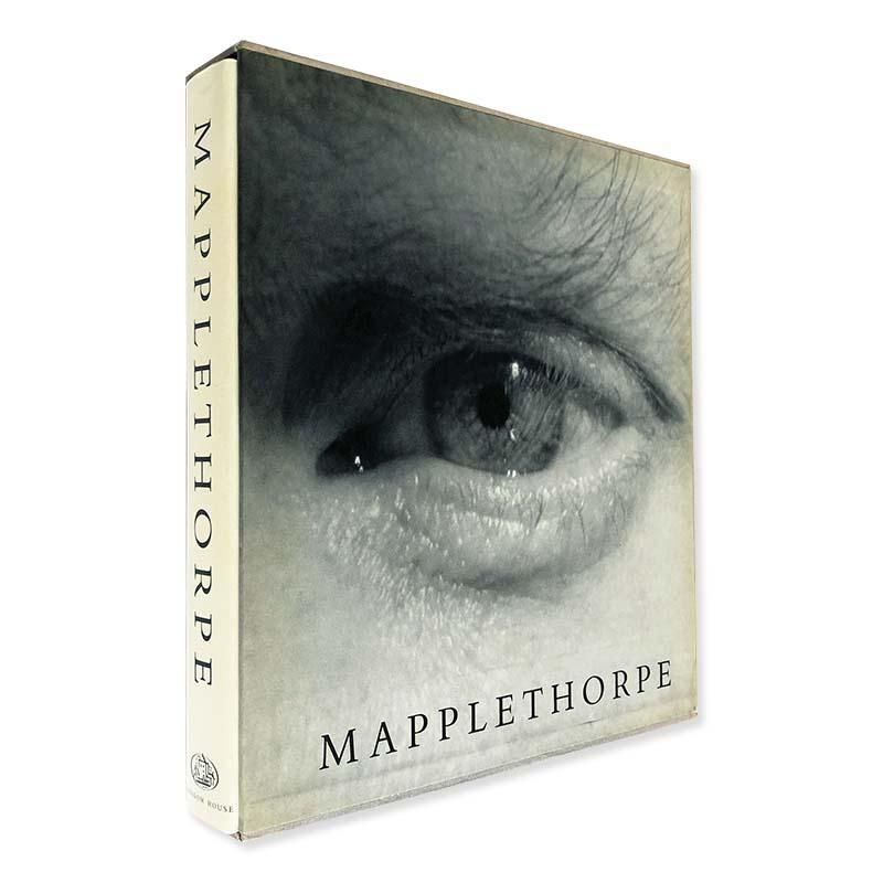 柔らかな質感の Mapplethorpe 写真集 ロバート・メイプルソープ アート