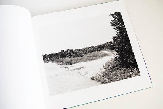 THE POND John Gossage ジョン・ゴセージ 写真集 - 古本買取 2手舎