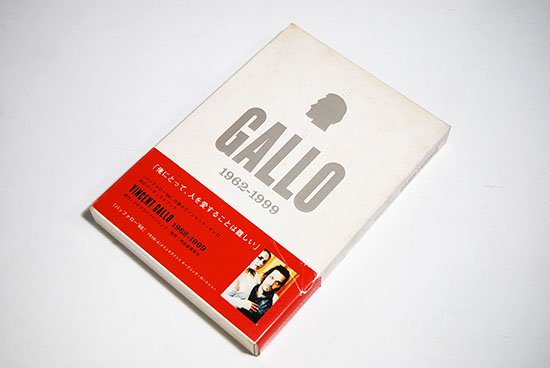 VINCENT GALLO 1962-1999 ヴィンセント・ギャロ 作品集 - 古本買取 2手