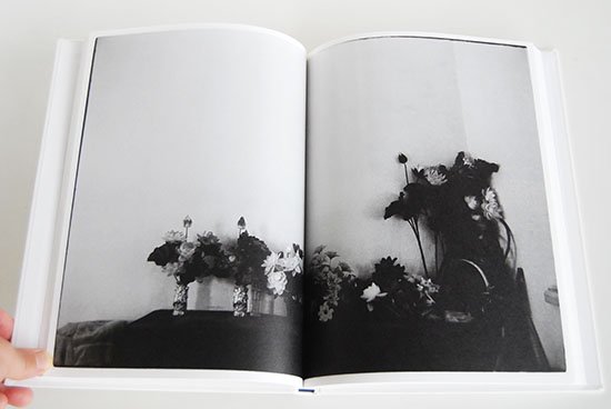 NUDE/A ROOM/FLOWERS by Sakiko Nomura 野村佐紀子 写真集 M.26 署名本