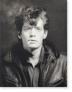 ROBERT MAPPLETHORPE: CERTAIN PEOPLE ロバート・メイプルソープ 写真集 - 古本買取 2手舎/二手舎 nitesha  写真集 アートブック 美術書 建築