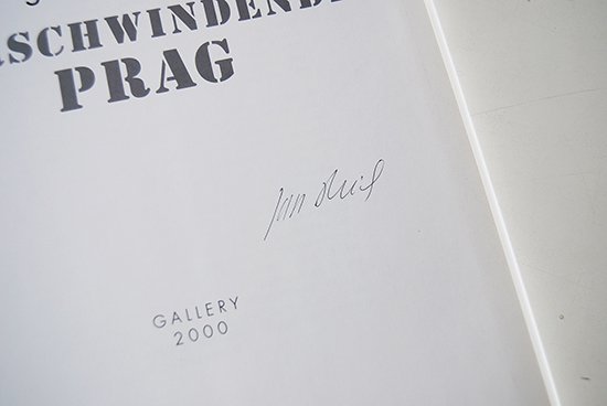 VERSCHWINDENDE PRAG Jan Reich ヤン・ライヒ 写真集 署名本 signed - 古本買取 2手舎/二手舎 nitesha  写真集 アートブック 美術書 建築