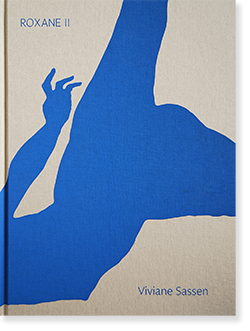 ROXANE 2 Viviane Sassen ヴィヴィアン・サッセン 写真集 - 古本買取 2 新作登場 ヴィヴィアンサッセン Sassen Viviane 未開封 ROXANEⅡ 写真