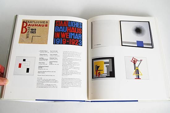 アート・デザイン・音楽 Artists'Books in the ModernEra 1870-2000 51yz4PmYD9L._UF350,350_QL50_.jpg
