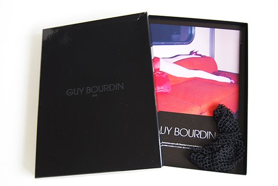 GUY BOURDIN 2006 by CUBE INC. ギイ・ブルダン 写真集 - 古本買取 2手 