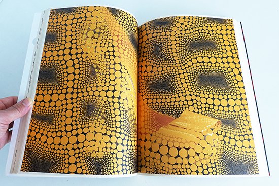 LOUIS VUITTON - YAYOI KUSAMA designed by Theseus Chan(WORK) ルイ・ヴィトン 草間彌生 -  古本買取 2手舎/二手舎 nitesha 写真集 アートブック 美術書 建築