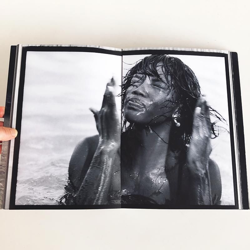 2000年VOGUE ITALIA付録NAOMI CAMPELL写真集 2000年VOGUE ITALIA付録NAOMI CAMPELL写真集 2000年VOGUE ITALIA