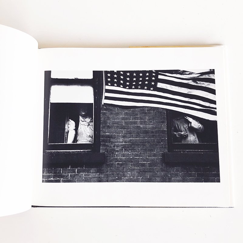 THE AMERICANS Aperture edition by ROBERT FRANK - 古本買取 2手舎 