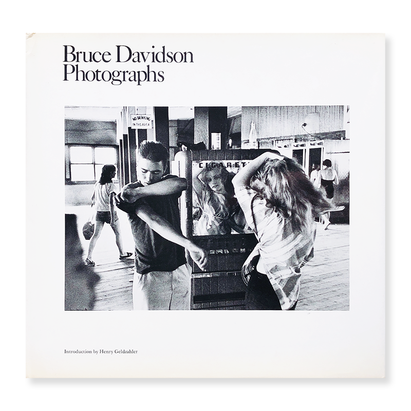 Bruce Davidson Photographs Hardcover editionブルース・デビッドソン フォトグラフス - 古本買取  2手舎/二手舎 nitesha 写真集 アートブック 美術書 建築