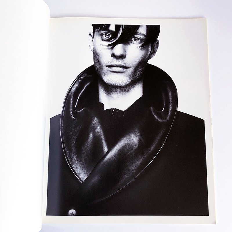 Yohji Yamamoto pour homme Automne hiver 88.89 - 古本買取 2手舎/二手舎 nitesha 写真集  アートブック 美術書 建築