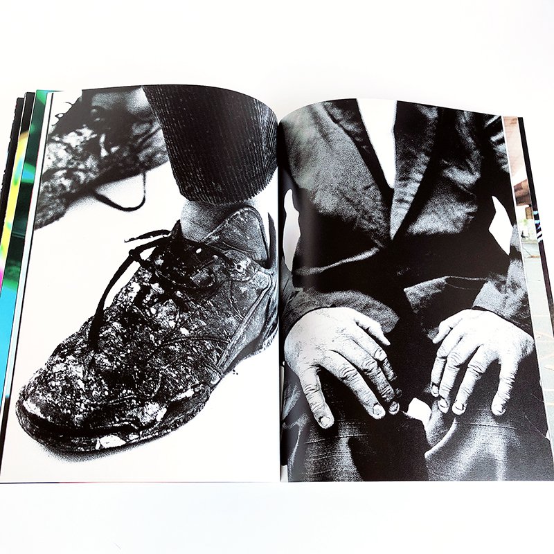 E-Z GO 1992, YOHJI YAMAMOTO art direction by Peter Savilleヨウジヤマモト ピーター・サヴィル  1992年 - 古本買取 2手舎/二手舎 nitesha 写真集 アートブック 美術書 建築