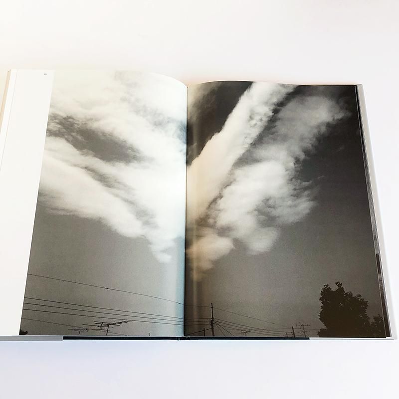 Nobuyoshi Araki: skyscapes - 古本買取 2手舎/二手舎 nitesha