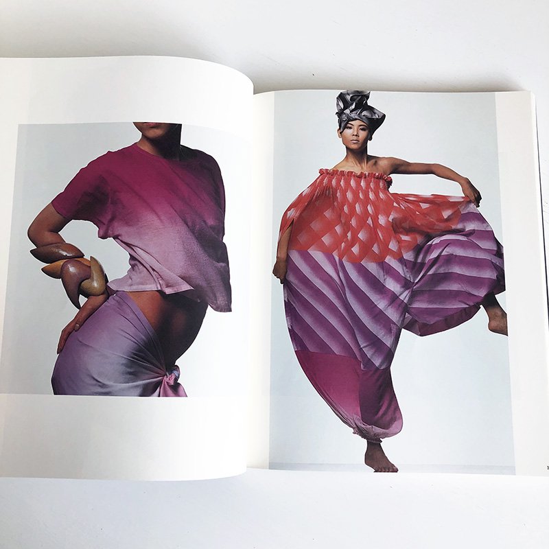 ISSEY MIYAKE & MIYAKE DESIGN STUDIO 1970-1985一生たち 三宅デザイン