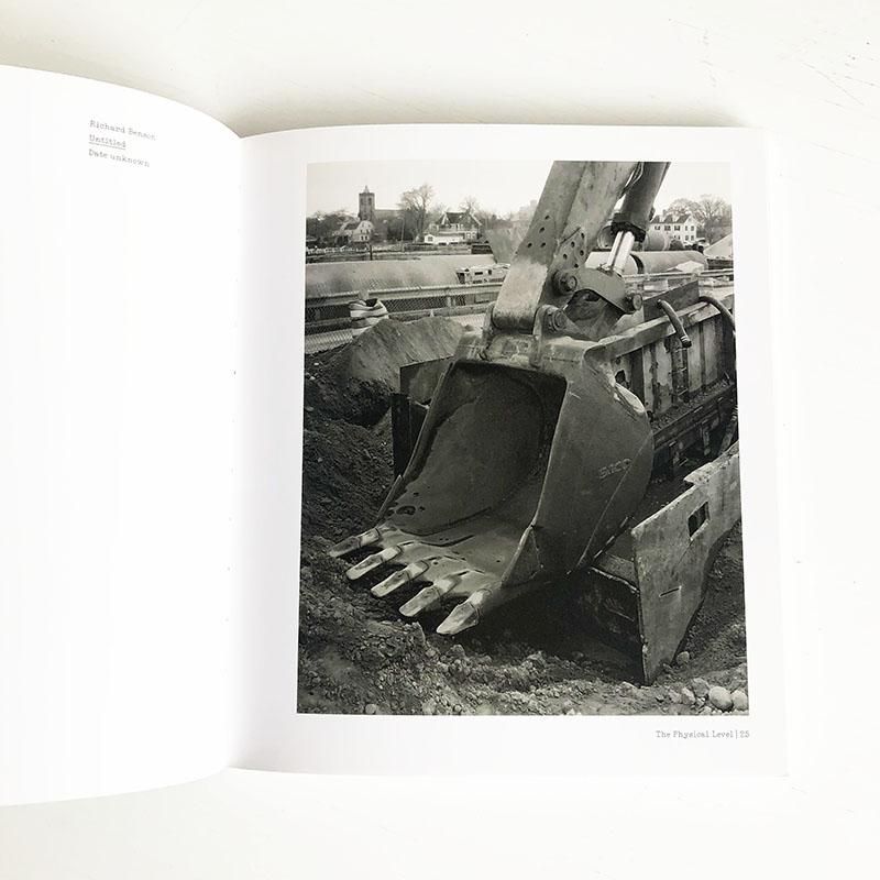 The Nature of Photographs SC edition by Stephen Shore写真の本質