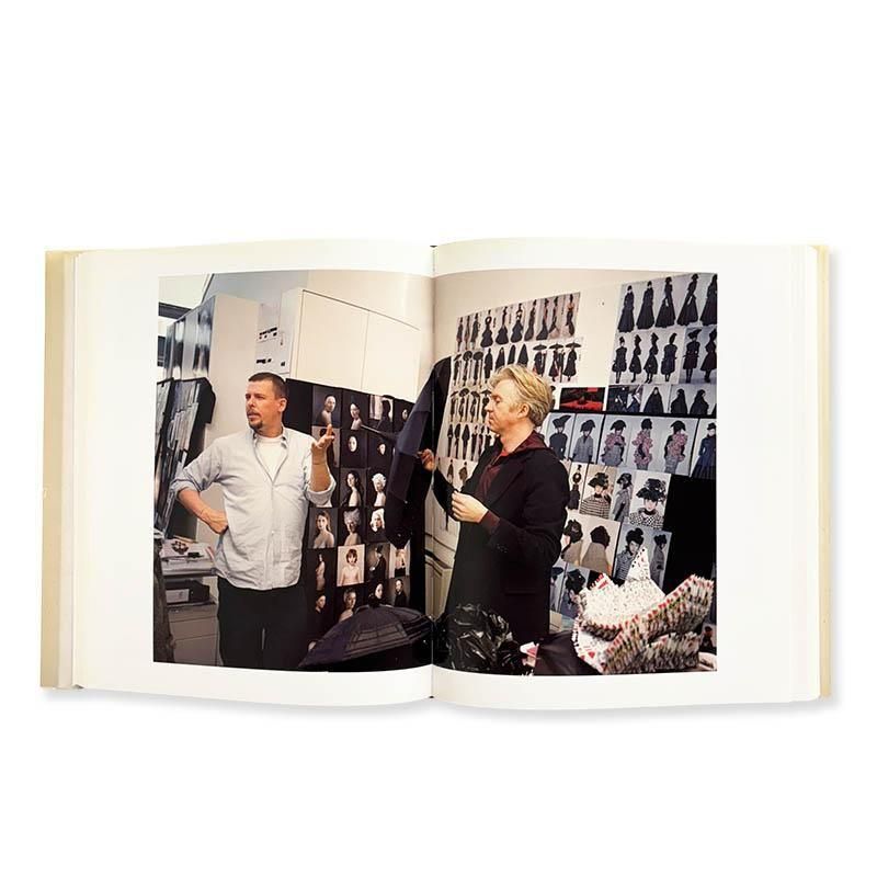 ALEXANDER MCQUEEN WORKING PROCESS 写真集 Alexander McQueen : working process : Free Download, Borrow
