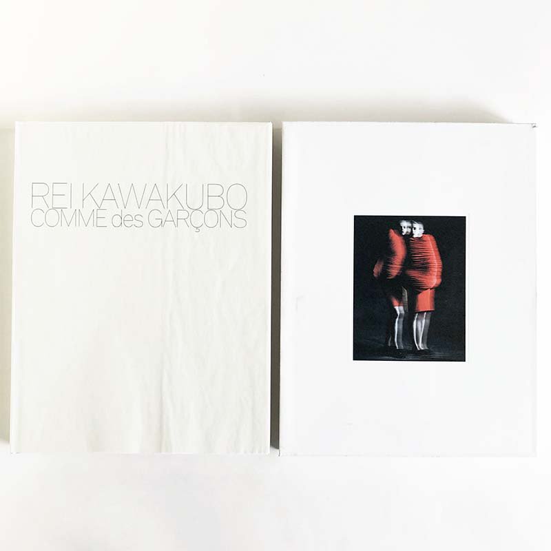 REI KAWAKUBO / COMME des GARCONS: ART OF THE IN-BETWEEN *unopenedコムデギャルソン  川久保玲 *新品未開封 - 古本買取 2手舎/二手舎 nitesha 写真集 アートブック 美術書 建築