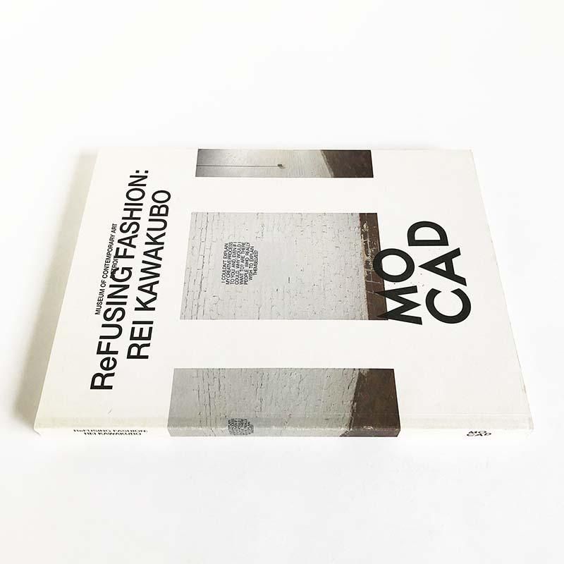 ReFUSING FASHION: REI KAWAKUBO川久保玲 - 古本買取 2手舎/二手