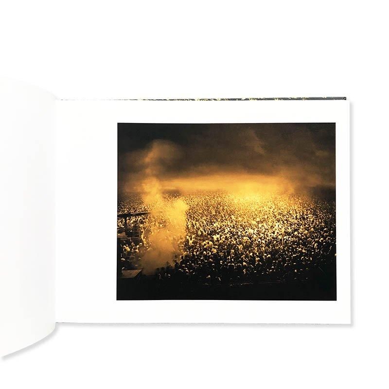 ANDREAS GURSKY an exhibition catalogue in Japan 2013-2014