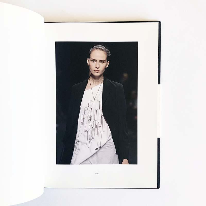 ANN DEMEULEMEESTER Ete-Summer 2009 two volumes setアン