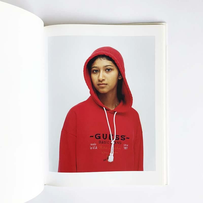 Rineke Dijkstra: Location リネケ・ダイクストラ - 古本買取