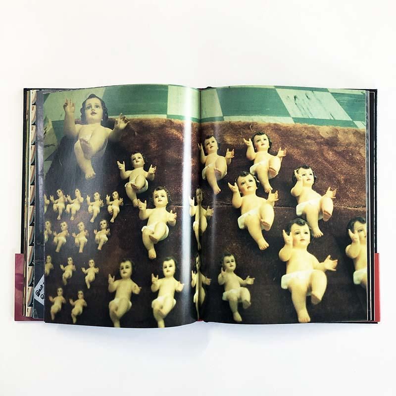 STRANGE RITUAL Pictures and Words by DAVID BYRNEデヴィッド