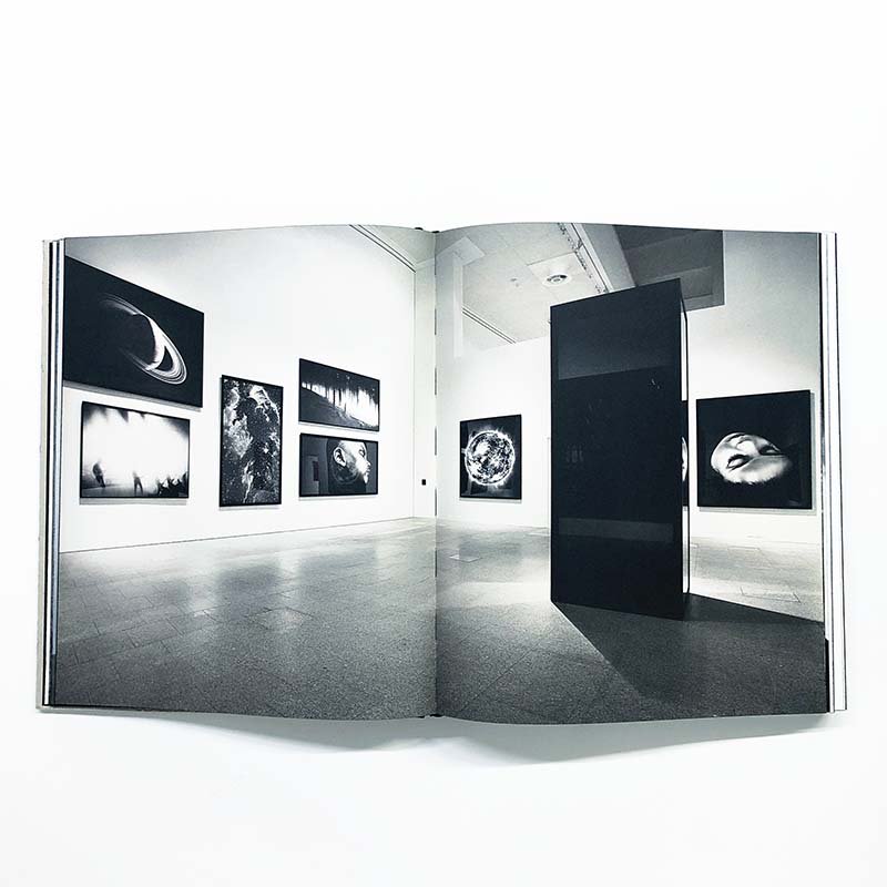 Robert Longo: CHARCOALロバート・ロンゴ - 古本買取 2手舎/二手舎 nitesha 写真集 アートブック 美術書 建築