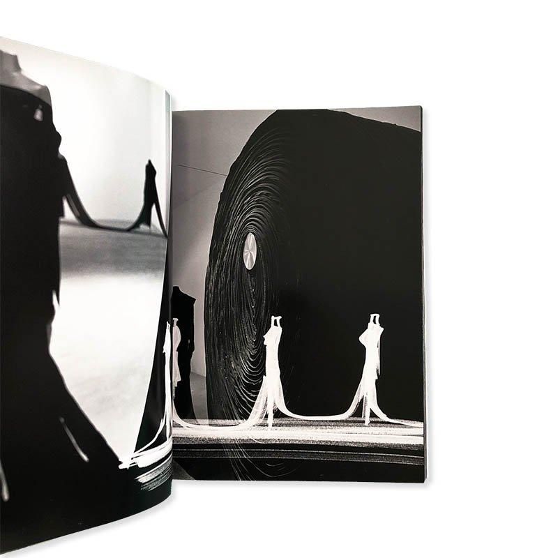 Tokujin Yoshioka: TOKUJIN DESIGN吉岡徳仁 - 古本買取 2手舎
