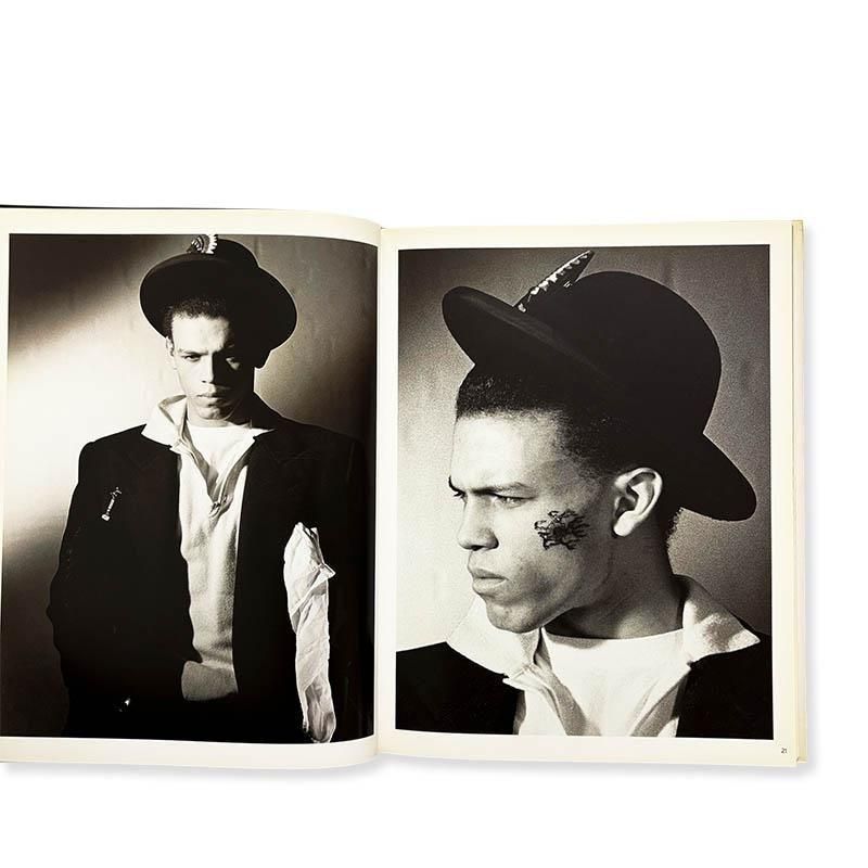 RAY PETRI BUFFALO Edited by Mitzi Lorenzレイ・ペトリ バッファロー