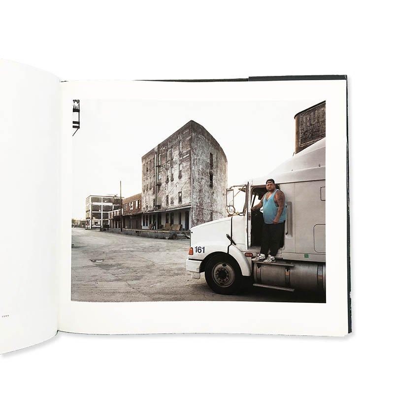 芸術写真 Stranger Passing JOEL STERNFELD Stranger Passing — Joel Sternfeld